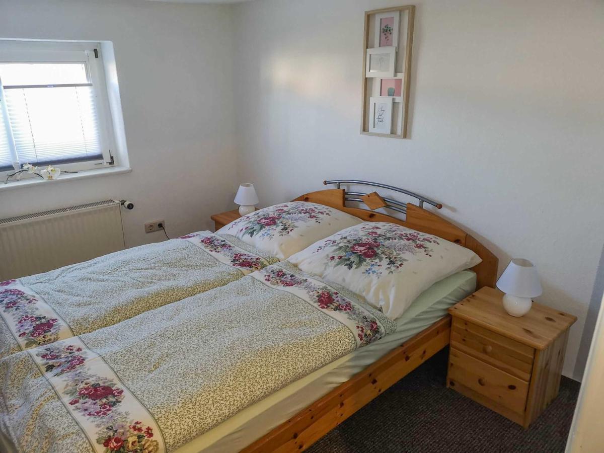 Ferienwohnung Alte Schmiede Niepars 외부 사진